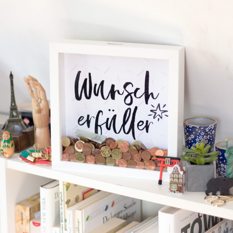 BilderrahmenSpardose Women At Work Shop