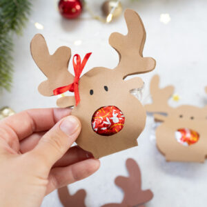 Rudolph-Mitbringsel mit Lindor-Kugeln