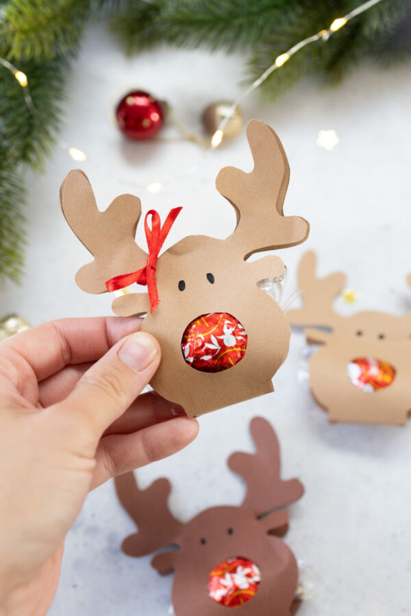 Rudolph-Mitbringsel mit Lindor-Kugeln