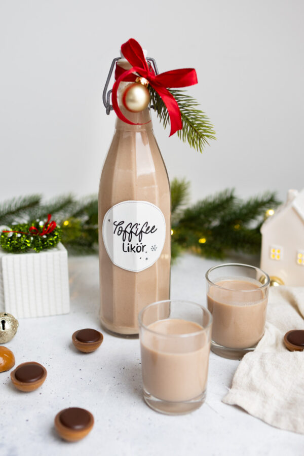 Einfaches-Rezept-fuer-Toffifee-Likoer Einfaches-Rezept-fuer-Toffifee-Likoer