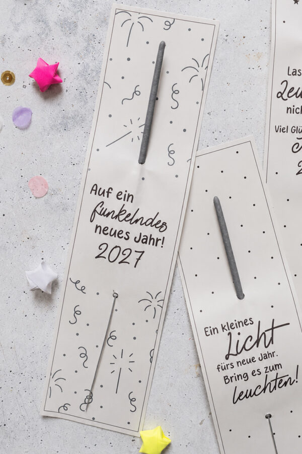 Silvester Wunderkerzen Leuchtstäbe Vorlage zum Ausdrucken Silvester Wunderkerzen Leuchtstäbe Vorlage zum Ausdrucken