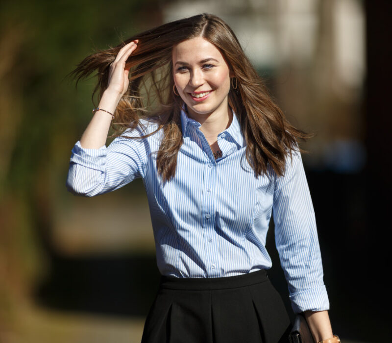 Die 7 No-Gos beim Outfit im Job (mit ETERNA)