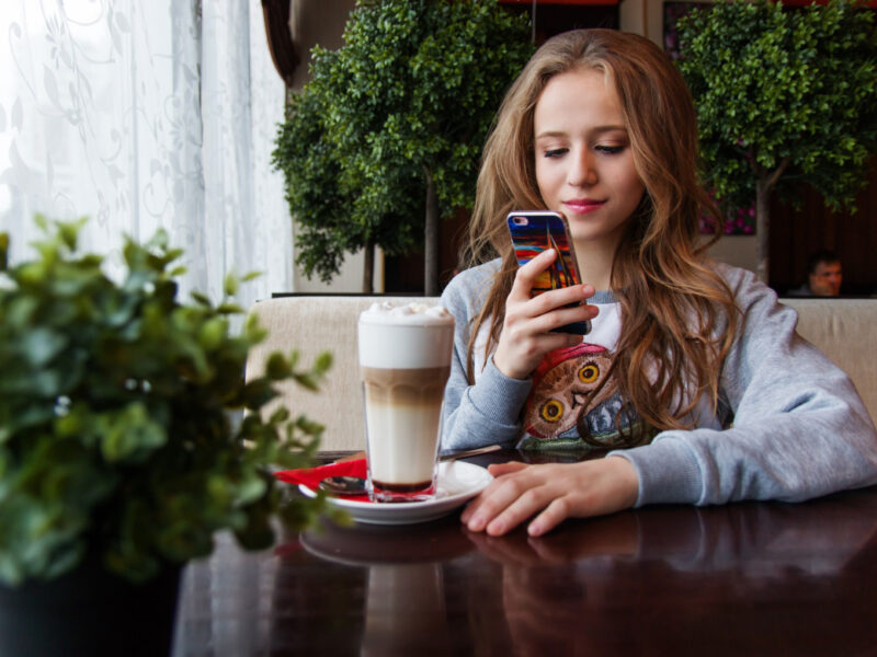 5 wichtige Tipps für Eltern: Wann und wie lange sollten Kinder Smartphone & Co. nutzen?