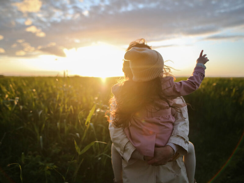 Wie soll ich die Corona-Pandemie den Kindern erklären? 5 Vorschläge für Eltern