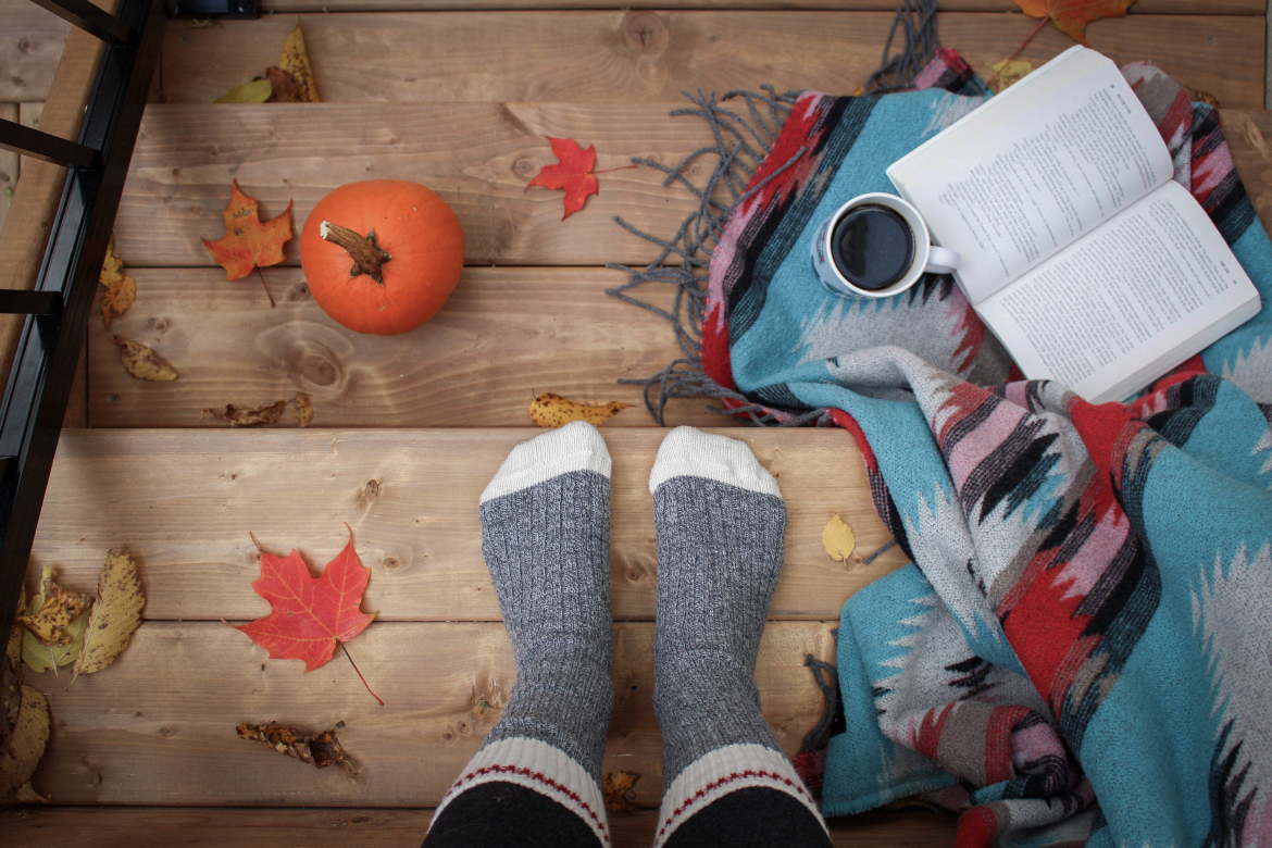 10 effektive Achtsamkeitsübungen, mit denen ihr entspannt durch den Herbst kommt