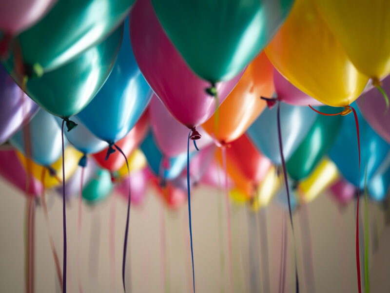 Kindergeburtstag: Die kreativsten Ideen für Drinnen und Draußen