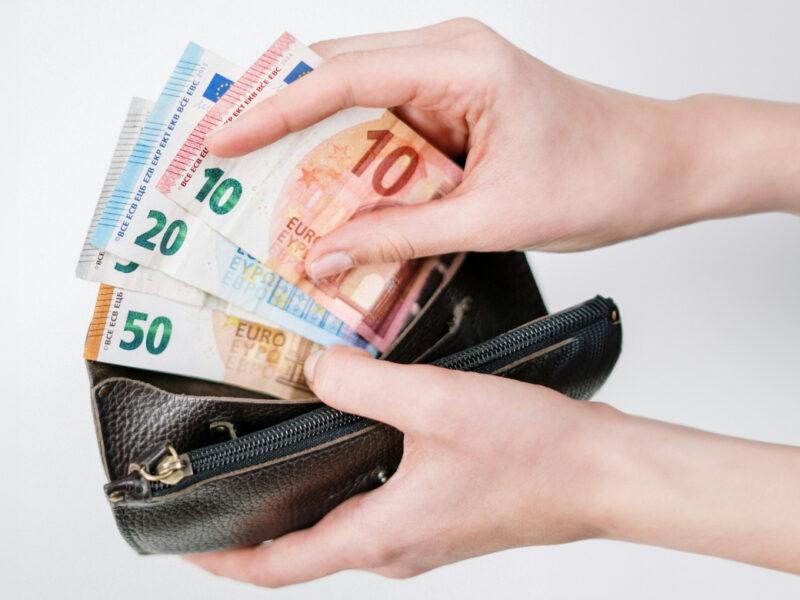 Geld sparen im Alltag: 100 Spartipps in der Inflation